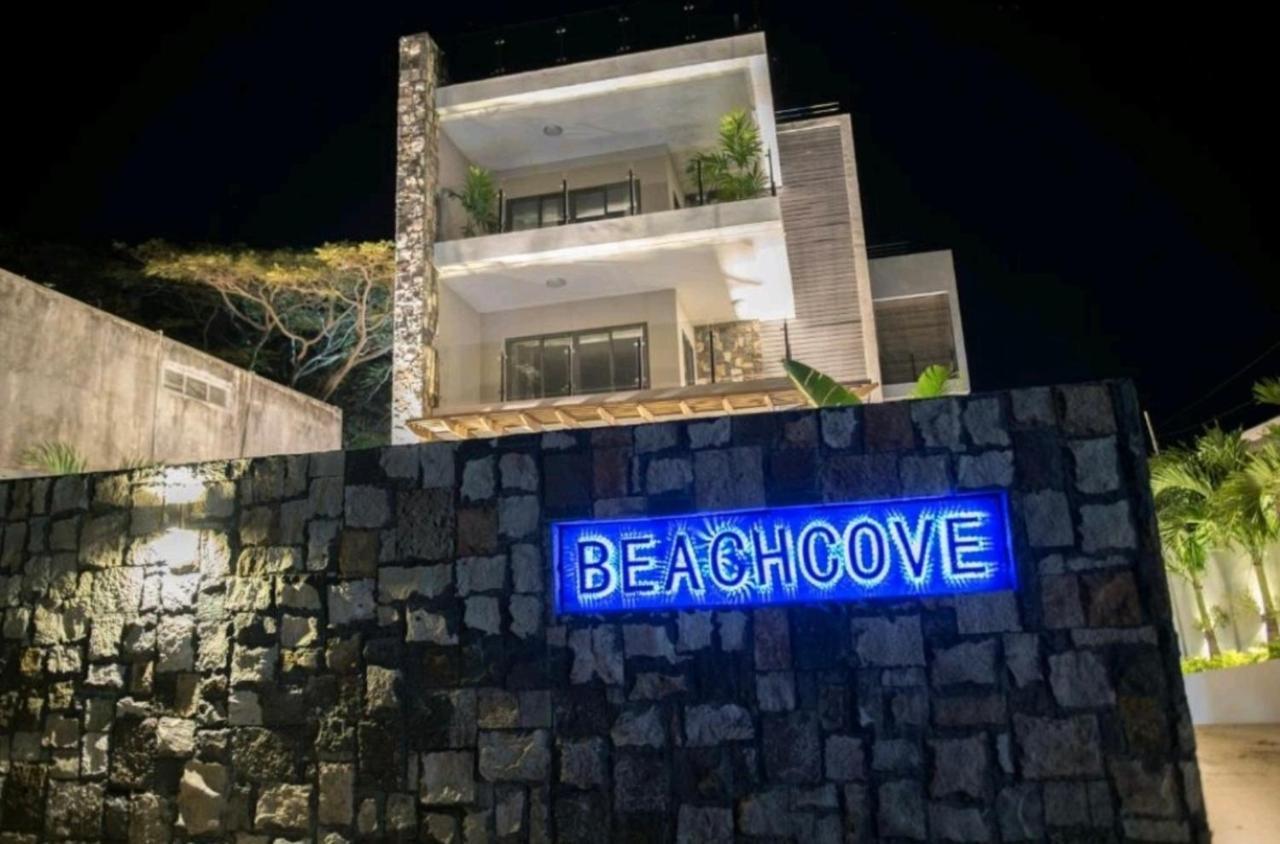 Luxury Modern 2-Bed Apartment Pereybere グランベ エクステリア 写真