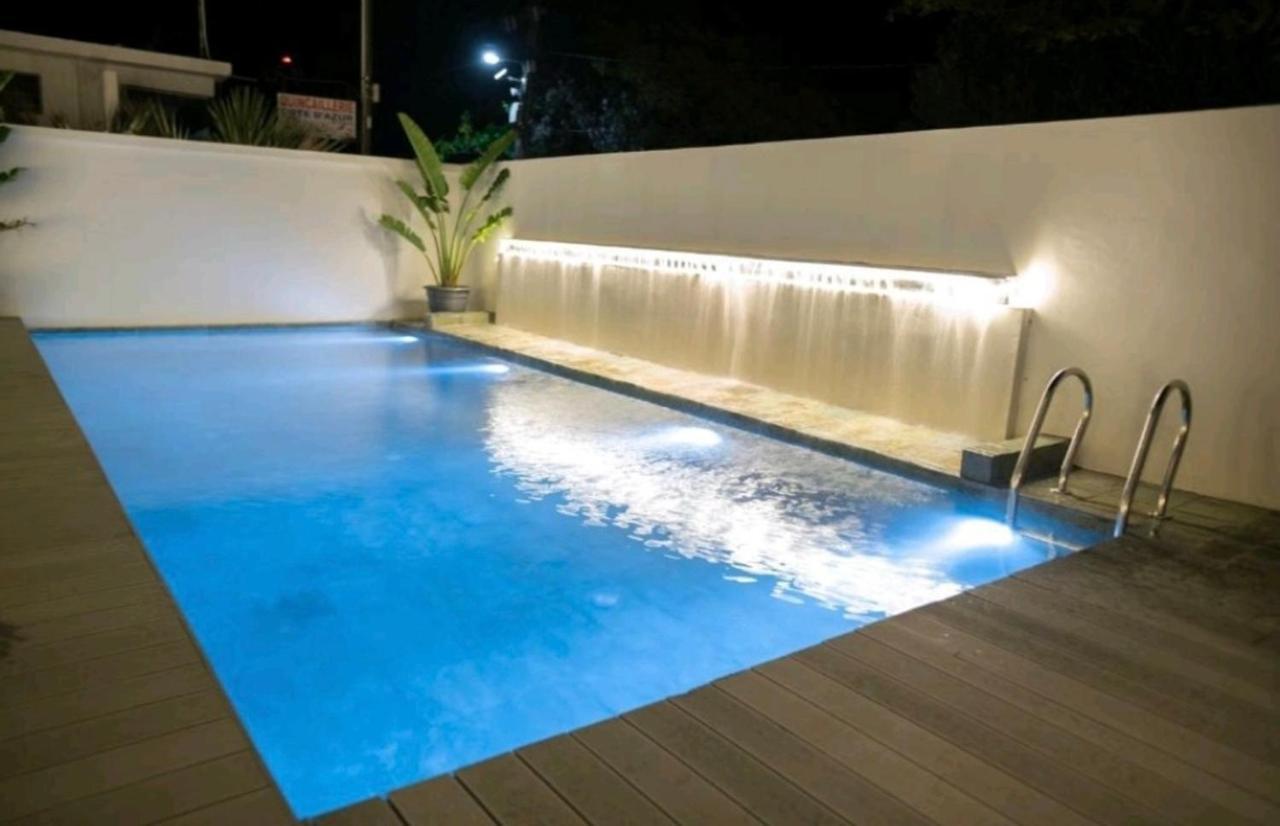 Luxury Modern 2-Bed Apartment Pereybere グランベ エクステリア 写真