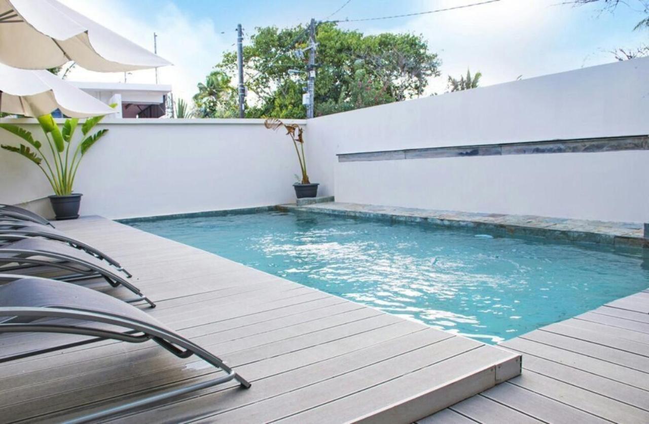 Luxury Modern 2-Bed Apartment Pereybere グランベ エクステリア 写真